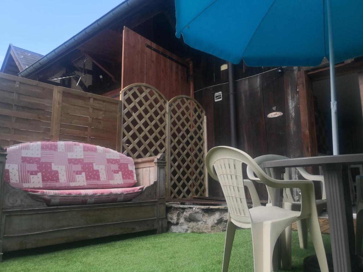 L'Oree Des Bornes-Appartement Avec Piscine Évires Exteriér fotografie